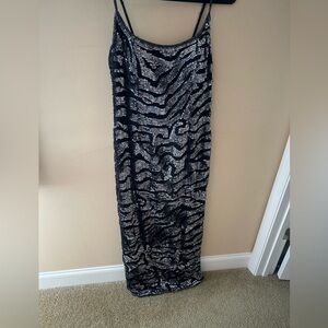 Mark & John Gopal black silver sequin maxi black tie 90s Y2K dress silk size M